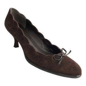 Stuart Weitzman Suede Bow Front Low Heel Pumps Brown 7